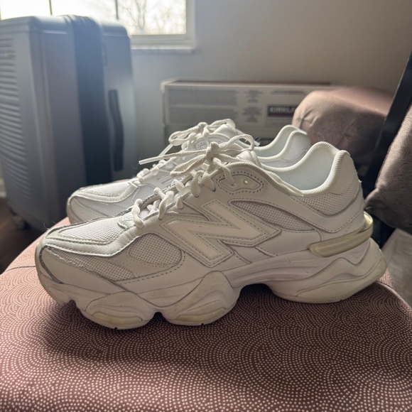 New Balance 9060 Triple White main image 5